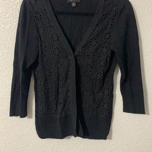 Quarter sleeve cardigan with lace panel